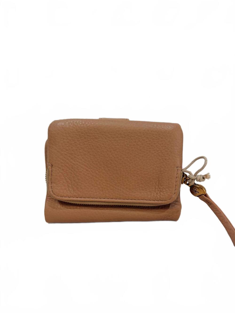 NEW HOBO women's fern bifold wallet in sandstorm